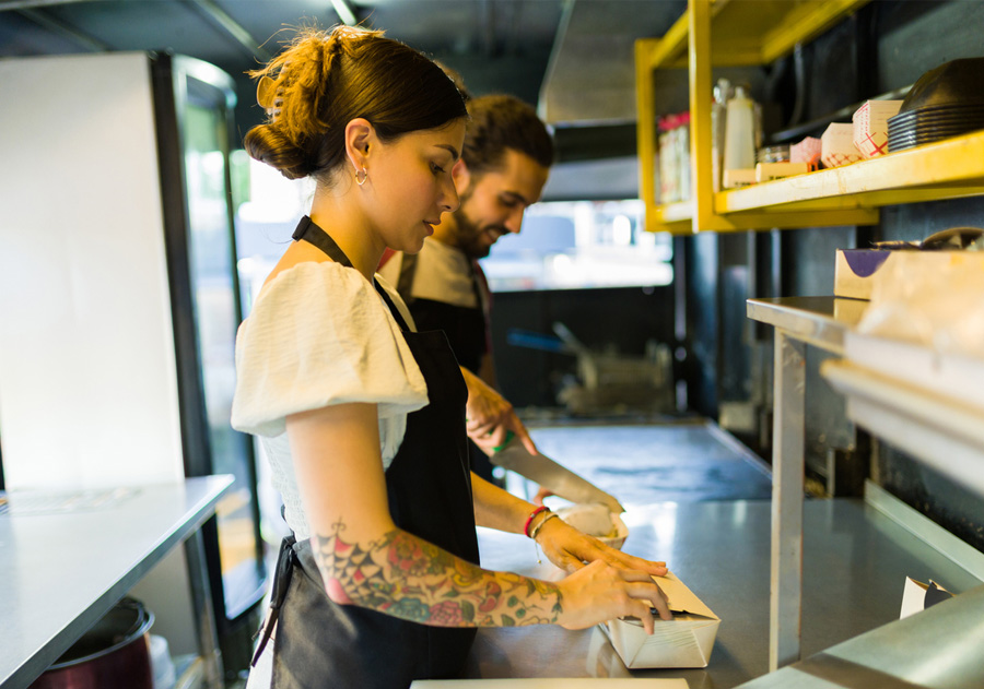 Food trucks: guia para pôr um negócio entre rodas